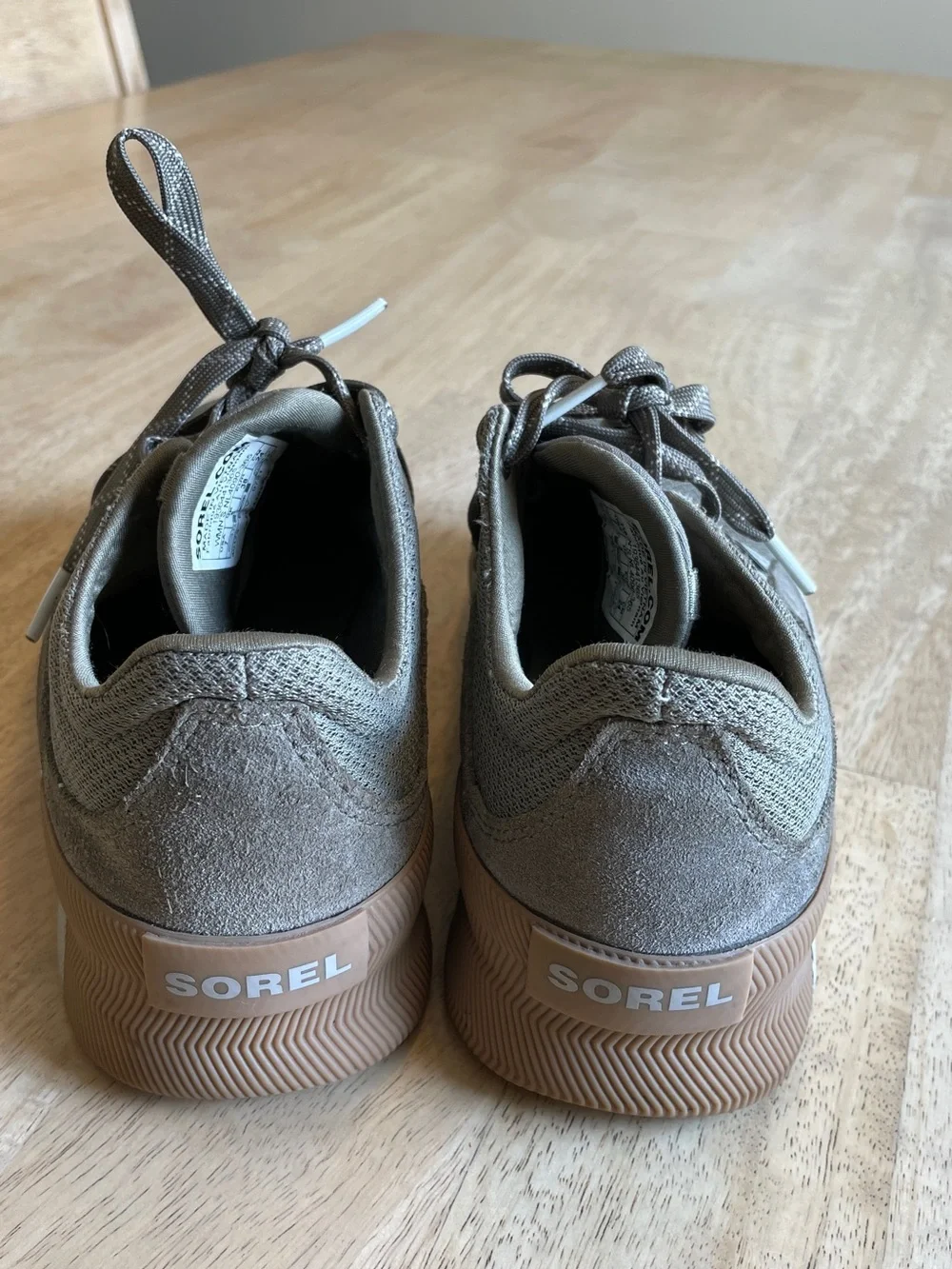 SOREL, Women’s Mesh Waterproof Sneakers, Green / Taupe